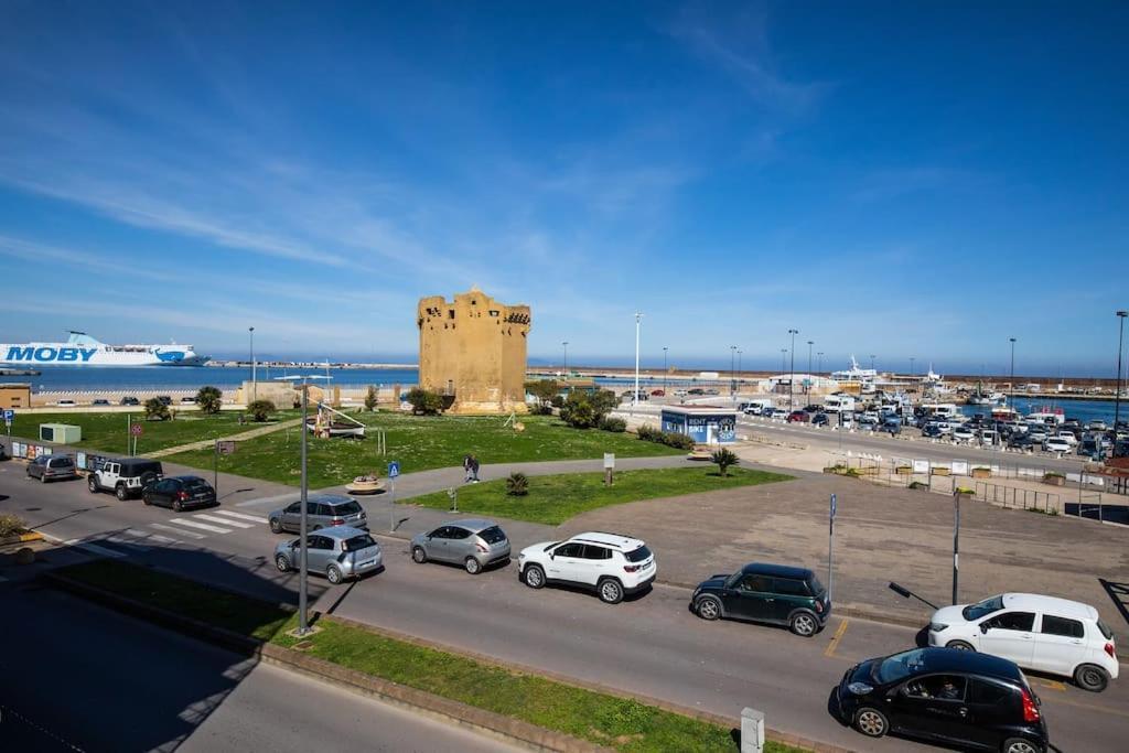Apartamento Ad Un Passo Dal Molo Porto Torres Exterior foto
